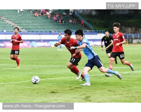 冷门频现足协杯赛场上小球队逆袭大牌球队的精彩瞬间