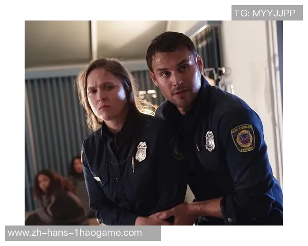 阿扎伦卡与李娜的巅峰对决：网球场上的传奇之战与友谊的交融